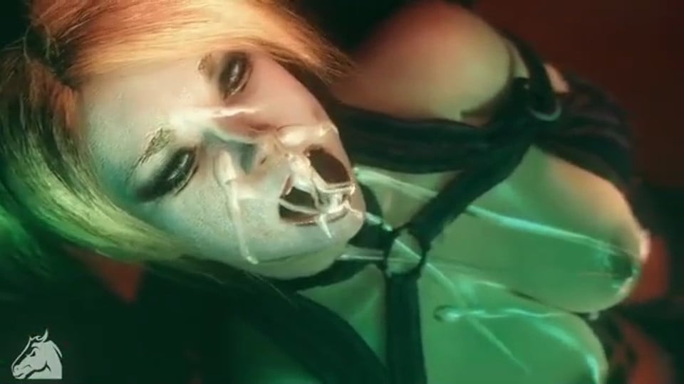 car 1910282 3D 女小丑街头求欢