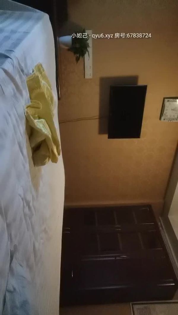 他家小王&小二蛋呀会所偷拍苗条小姐姐美乳翘臀超近镜头表情乳房近在眼前视觉冲击感超强