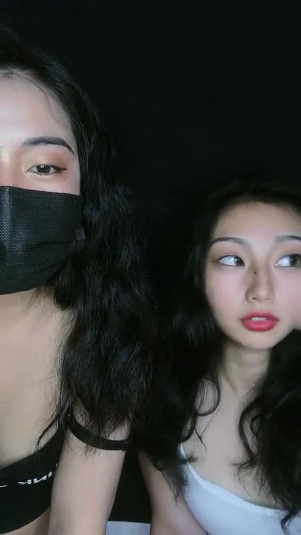 是铁铁和闺蜜啊 20210617